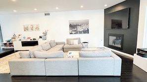 Smart TV, fireplace, video games, Netflix