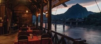 Nong Kiau Riverside