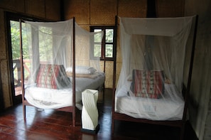 Room | In-room safe, rollaway beds, free WiFi - Nong Kiau Riverside (Nong Khiaw)