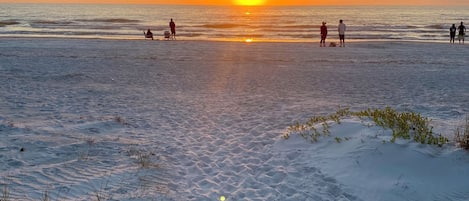 Private beach, sun-loungers, beach towels