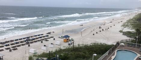 Aan het strand, ligstoelen aan het strand