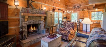 FOUR SECLUDED ACRES - Authentic Hand-Hewn Log Cabin - South Fork of New River 