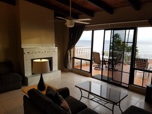 TV, fireplace, DVD player