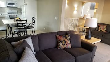 TV, fireplace, DVD player