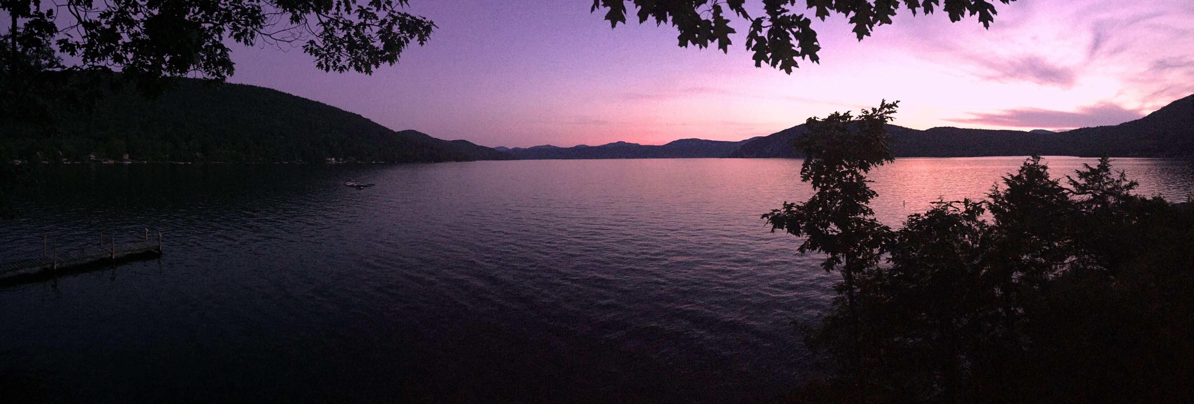 Beautiful & Peaceful Lake George Waterfront with Awesome Sunsets. Beach Nearby!