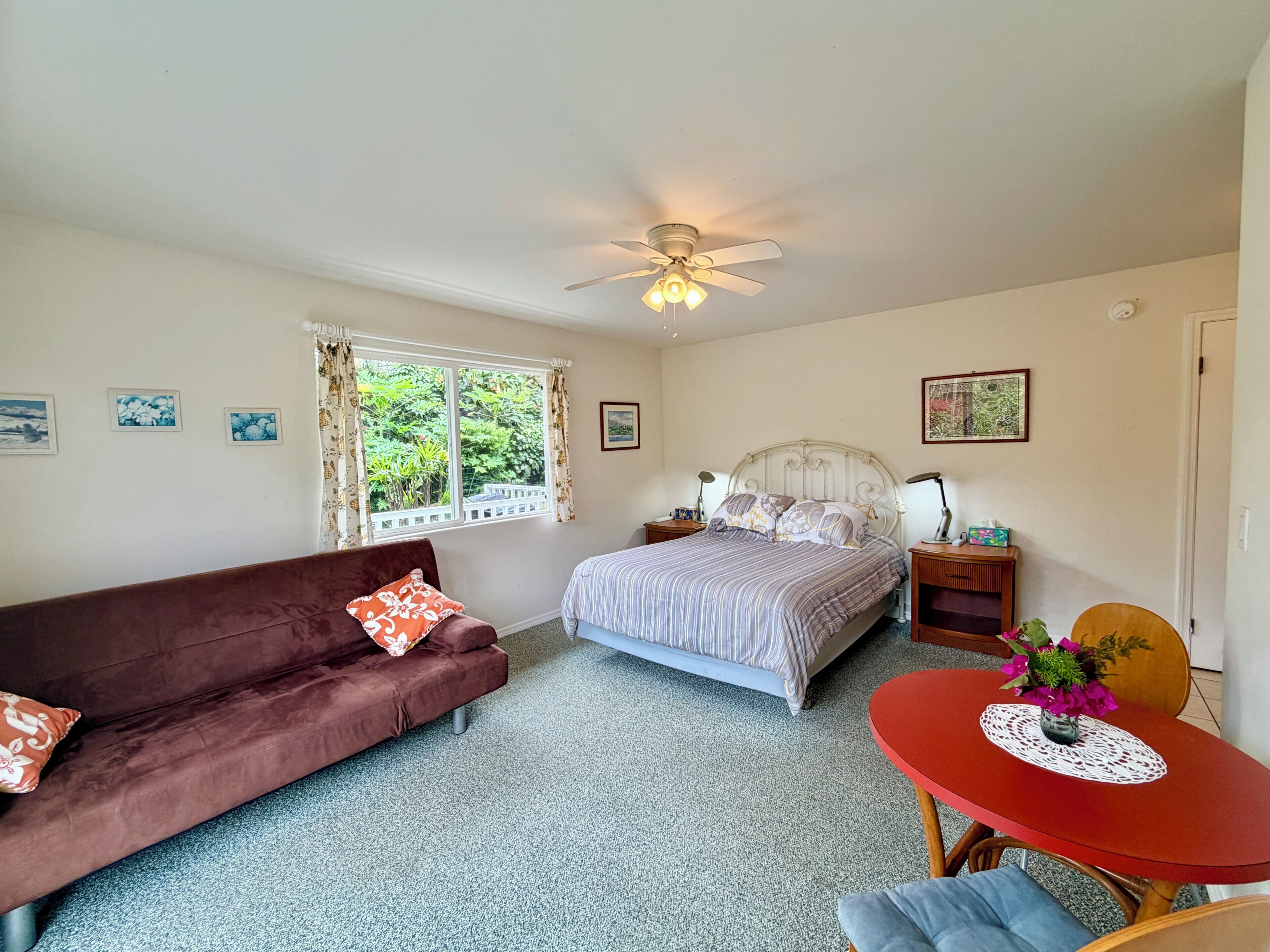 1 chambre, fer et planche à repasser, Wi-Fi gratuit, draps fournis