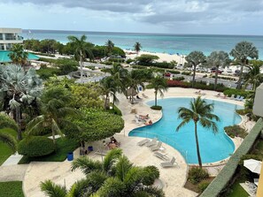 Alberca al aire libre 