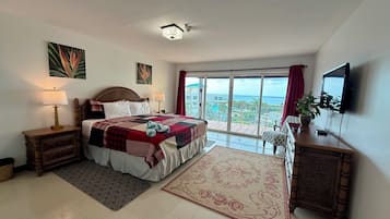 3 slaapkamers, een kluis op de kamer, een strijkplank/strijkijzer