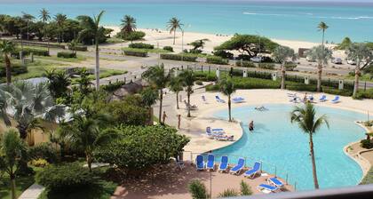 Aruba Eagle Beachfront Oceania Resort 3bd3ba Penthouse w/private rooftop terrace