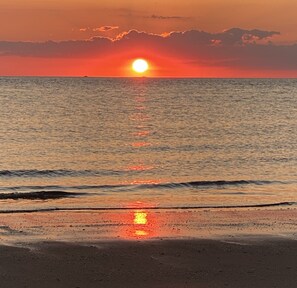 Beach nearby, sun loungers