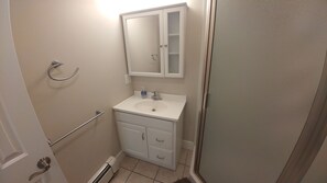 Shower, towels