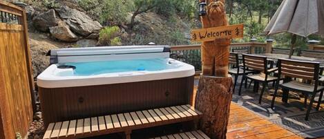 Bain à remous extérieur