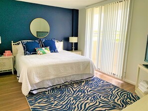 3 slaapkamers, een strijkplank/strijkijzer, gratis wifi, beddengoed