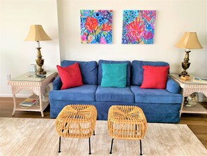 Een smart-tv en een stereo