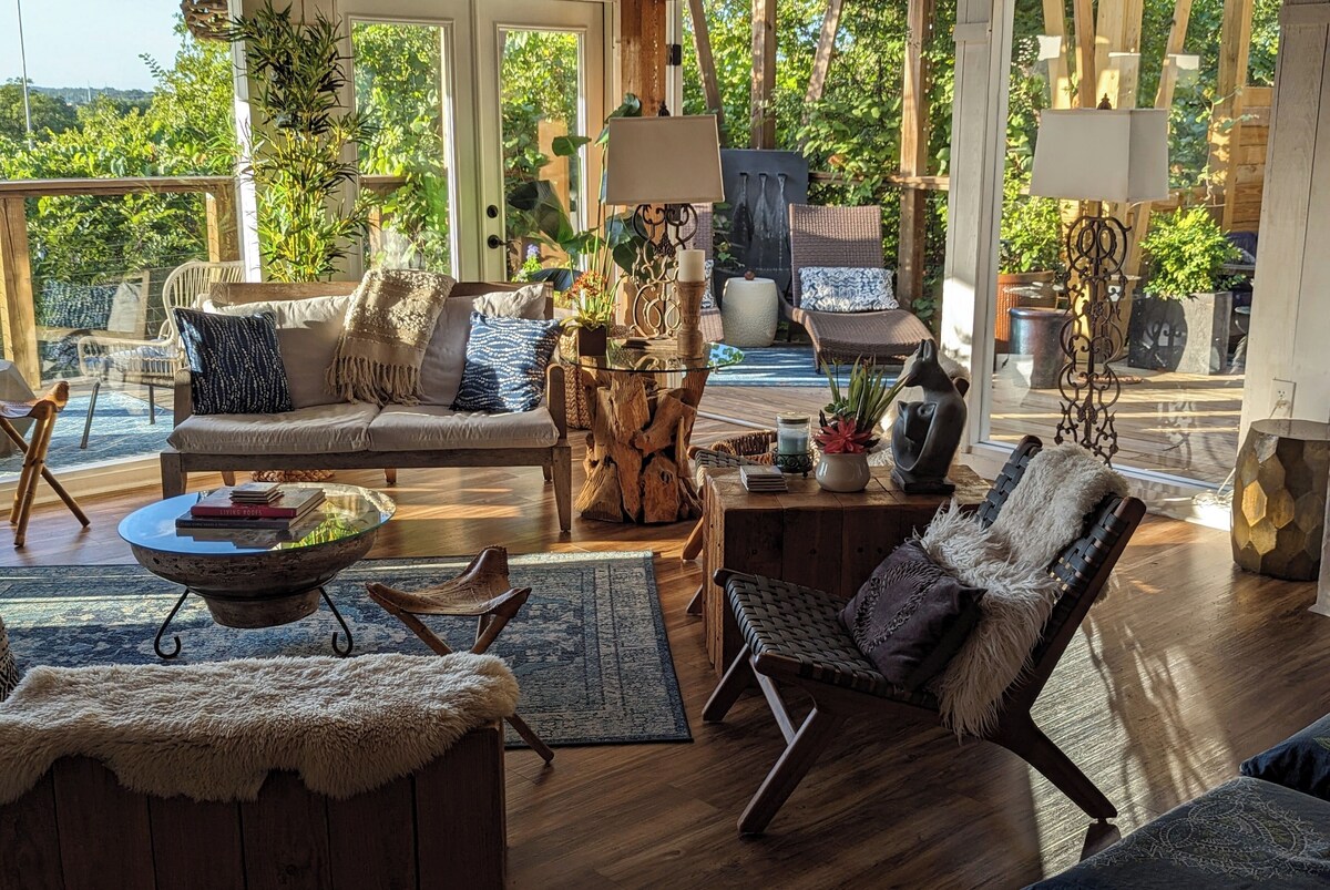 Photo 194 of Glass Treehouse WINTER EXOTIC--KAYAK-SUP/Bike/Hike/POOL-LAKE-RIVER-GARDENS-FOOD