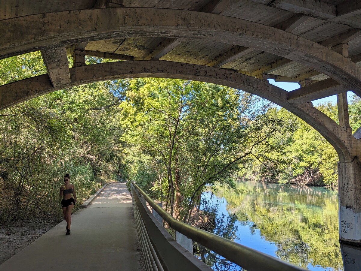 Photo 108 of Glass Treehouse WINTER EXOTIC--KAYAK-SUP/Bike/Hike/POOL-LAKE-RIVER-GARDENS-FOOD