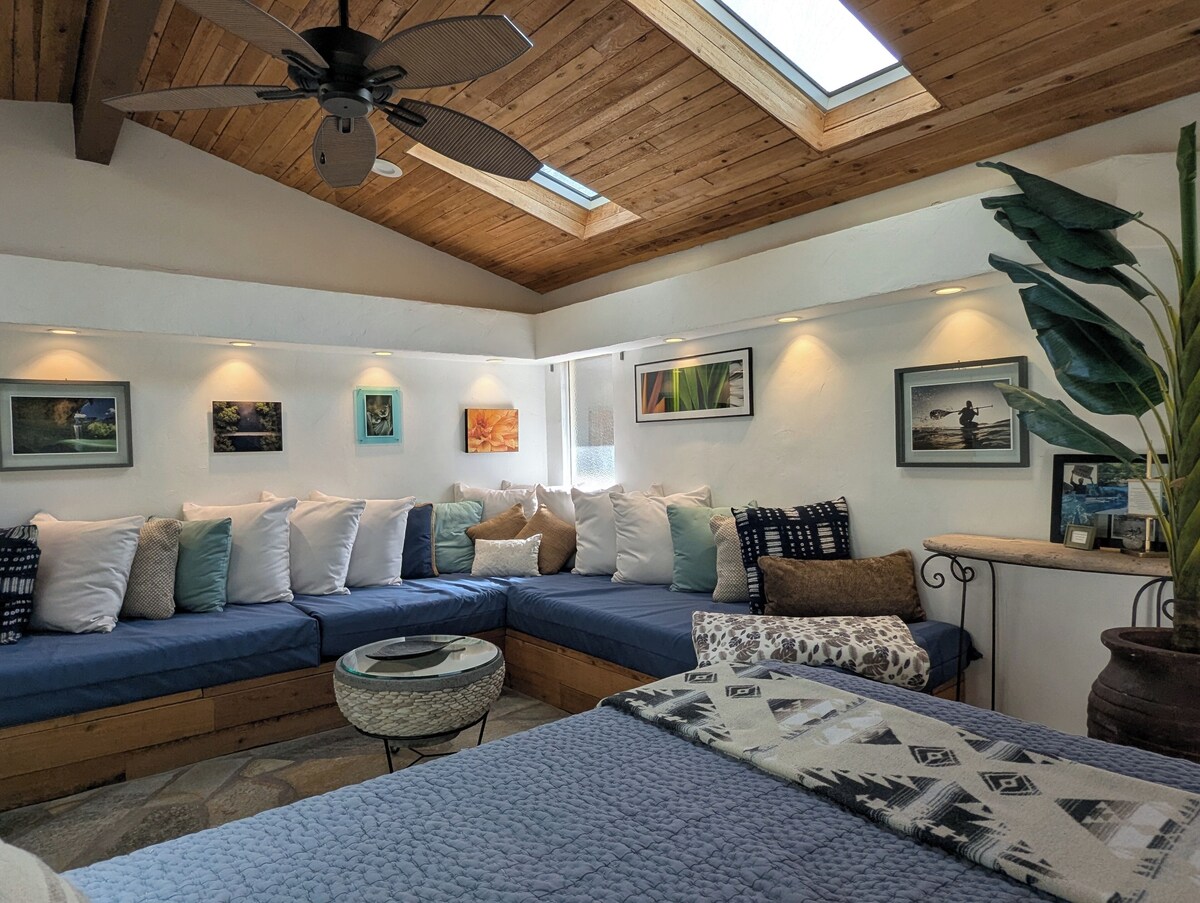 Photo 89 of Glass Treehouse WINTER EXOTIC--KAYAK-SUP/Bike/Hike/POOL-LAKE-RIVER-GARDENS-FOOD