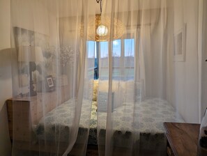 5 chambres, fer et planche à repasser, Wi-Fi gratuit, draps fournis