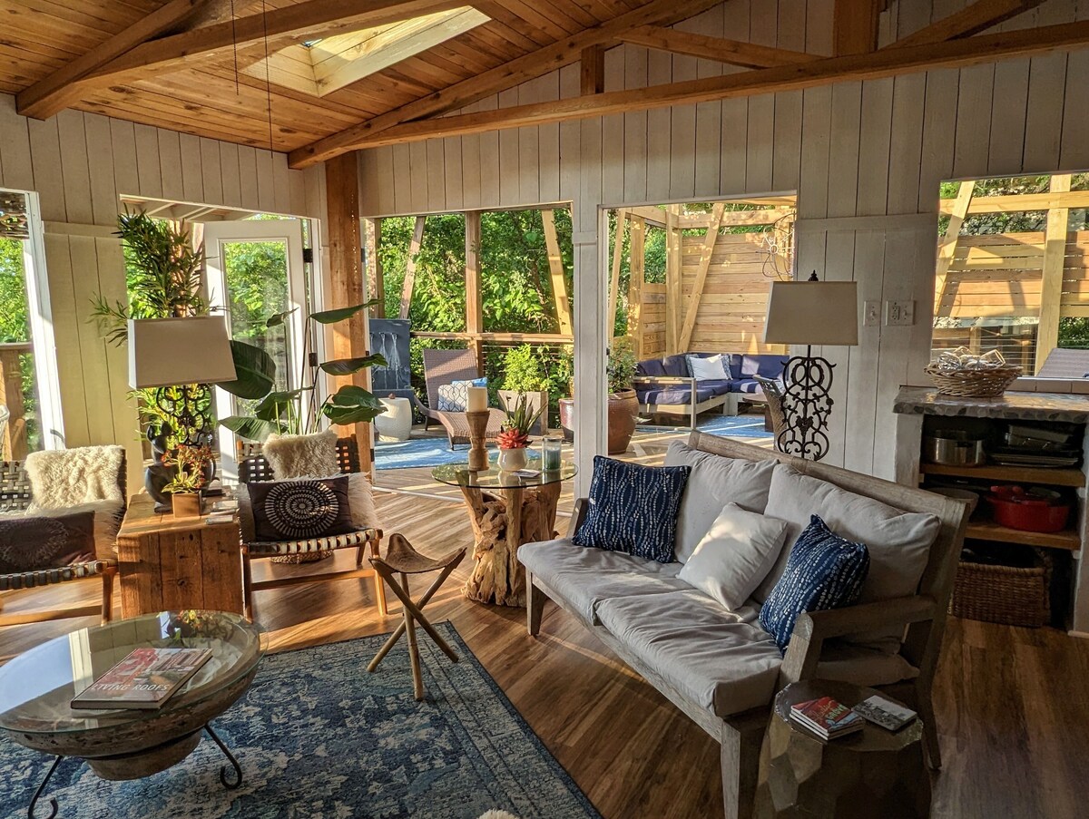 Photo 36 of Glass Treehouse WINTER EXOTIC--KAYAK-SUP/Bike/Hike/POOL-LAKE-RIVER-GARDENS-FOOD