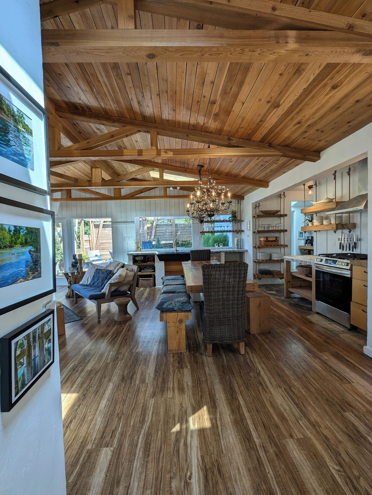 Photo 63 of Glass Treehouse WINTER EXOTIC--KAYAK-SUP/Bike/Hike/POOL-LAKE-RIVER-GARDENS-FOOD