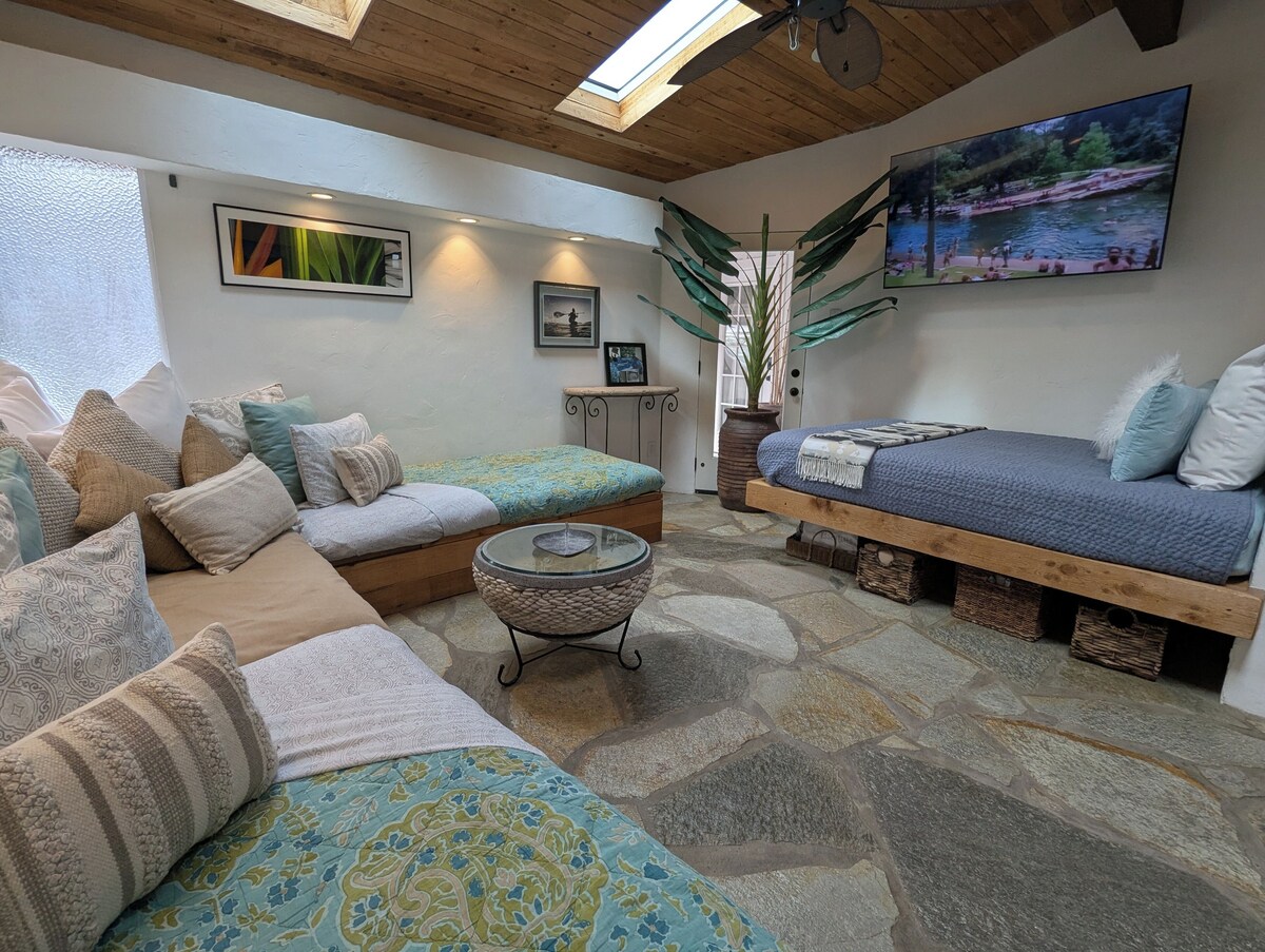 Photo 90 of Glass Treehouse WINTER EXOTIC--KAYAK-SUP/Bike/Hike/POOL-LAKE-RIVER-GARDENS-FOOD