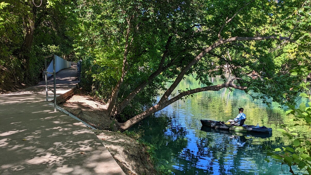 Photo 134 of Glass Treehouse WINTER EXOTIC--KAYAK-SUP/Bike/Hike/POOL-LAKE-RIVER-GARDENS-FOOD