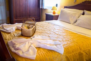 1 chambre, coffres-forts dans les chambres, bureau