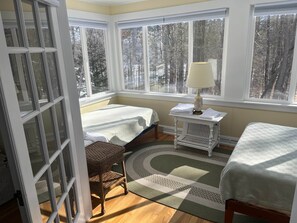 1 bedroom, iron/ironing board, Internet, bed sheets