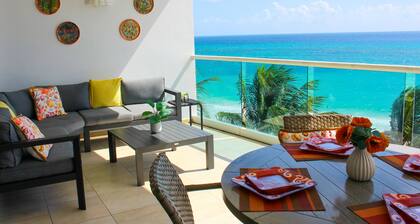 White Sand Beach Front, Turquois Blue Ocean View, Pools, Hot tub, Guarded,5 star