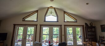  Mountain Views, Rocking Chairs on the Porch, Families and Couples 
2 Options..