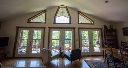 Mountain Views, Rocking Chairs on the Porch, Families and Couples
2 Options..