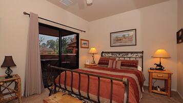 2 bedrooms, desk, iron/ironing board, free WiFi