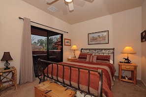 2 bedrooms, desk, iron/ironing board, free WiFi