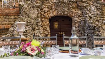 Area per ricevimenti all'aperto