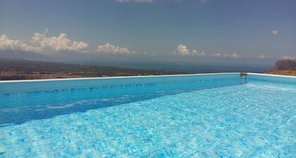 Comfortable apartment65 sq.m. with whirlpool, terrace 30 sq m, pool and sea view