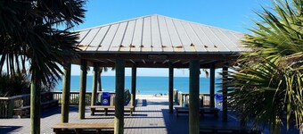 30 Seconds to Beach Path! All inclusive! Kayaks, SUP's, Bikes & so much more!!!
