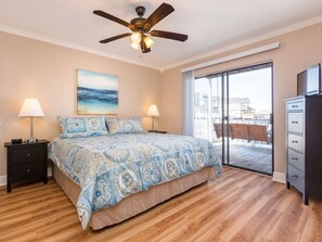 3 bedrooms, iron/ironing board, travel crib, free WiFi