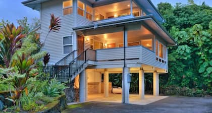 Beste Hilo Lage. Luxus Ocean Front, schwarzer Sand & Schildkröten @ Richardsons Beach