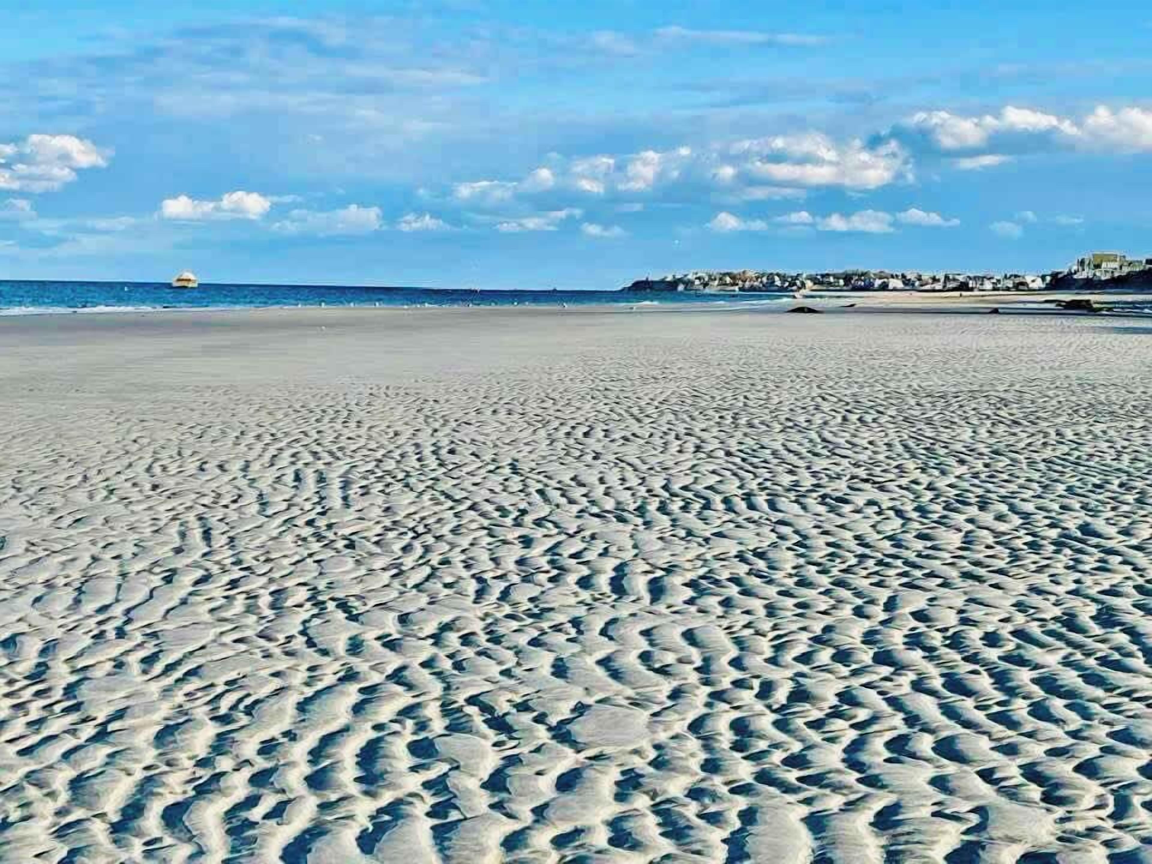 Beach nearby, sun-loungers