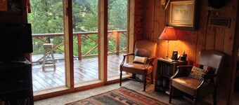 Deer Creek Cabin - a Log Cabin in the Rockies of Colorado!