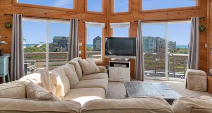 Panoramic Ocean Views Seaside Retreat With Private Pool, Hot Tub -2 minute walk