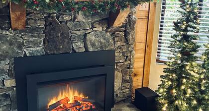 Seitsemän Springs Condo, Pohjataso, kaasugrilli, Uusi keittiö, Keurig, Down-vuodevaatteet