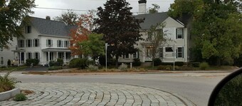 Historic Fifer Davis House Circa 1760. Private Room. Private Entrance