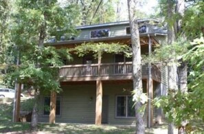 Exterior - Private Cabin Getaway with all the Amenities! (Table Rock)