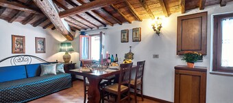 Charming 2 Br Flat In City Center Siena Close To Piazza Del Campo