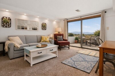 Clean, Quiet Farm Apartment | 117 Acres, Hot Tub, Private Patio & Views