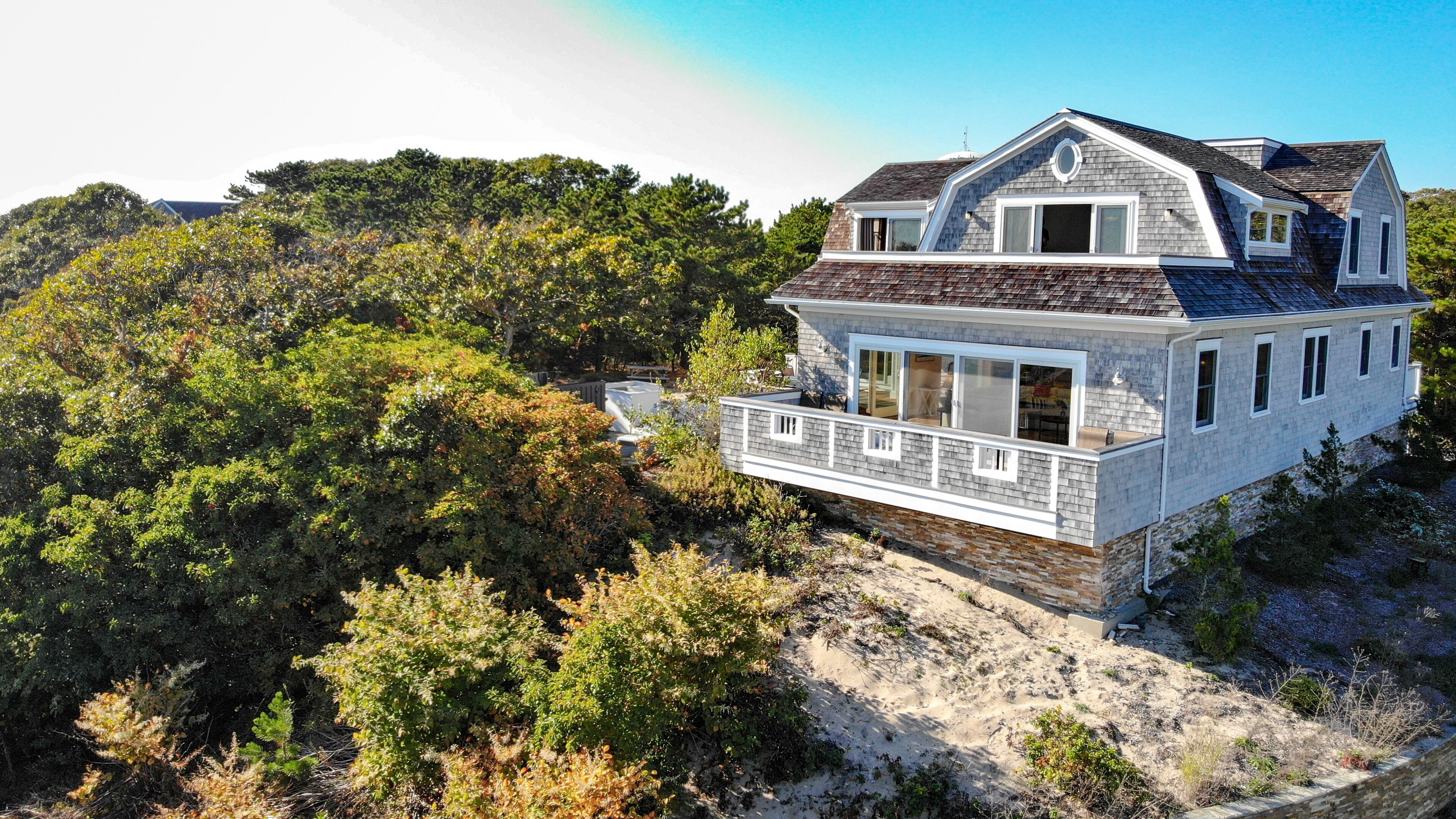 Large home with ocean views, hot tub, sauna, pool table, and more - TIDE HOUSE 