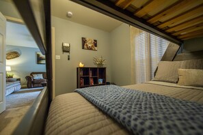2 chambres, fer et planche à repasser, lit parapluie, Wi-Fi gratuit
