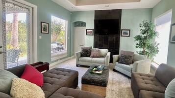 TV connectée, livres, médiathÚque, vidéothÚque