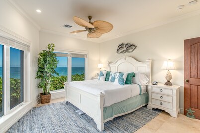 La Dolce Vita:  Big Beach House w/ elevator & heated pool! DIRECTLY ON BEACH